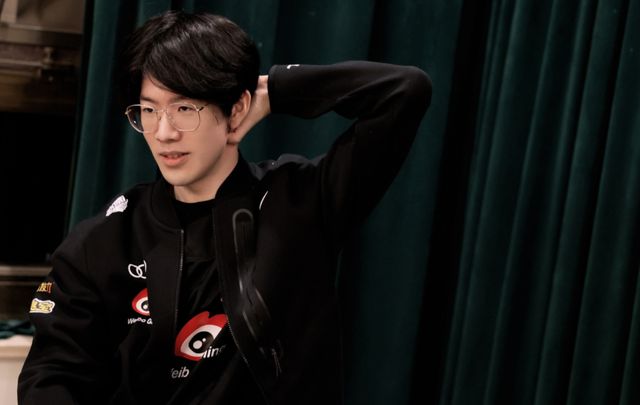 吉吉国王反野打法！韩跑跑反红思路教学，观众：骗了两个大招不亏