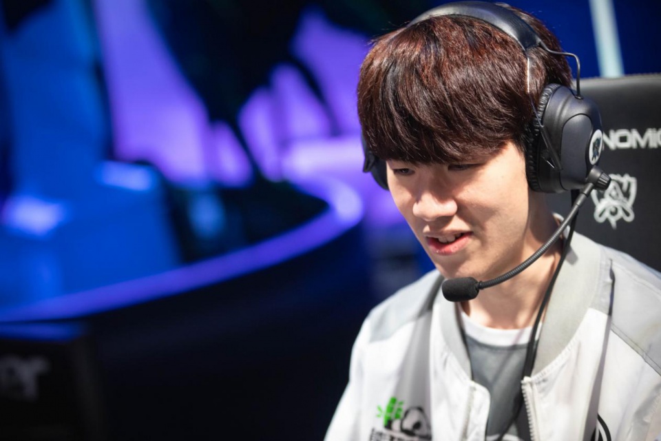 随便你玩什么 给不到任何一点压力！NIP五局没Ban过牙膏任何一个英雄